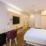 An Der Stadthalle Rostock-hbf (adults Only) 3* ロストック