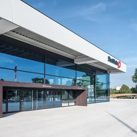 Hotel An Der Stadthalle - Hbf (adults Only) Rostock