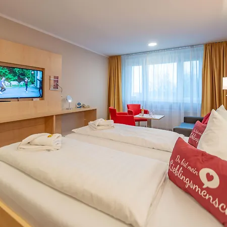 An Der Stadthalle Rostock-hbf (adults Only) 3*
