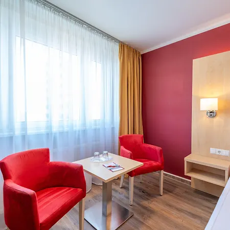 An Der Stadthalle Rostock-hbf (adults Only) 3*