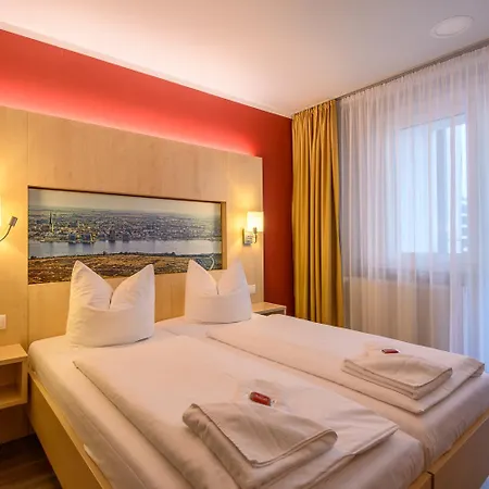 An Der Stadthalle Rostock-hbf (adults Only) Hotel 3*