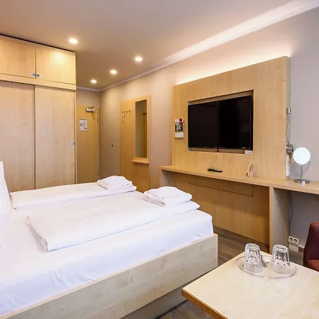 Hotel An Der Stadthalle Rostock-hbf (adults Only) 3*