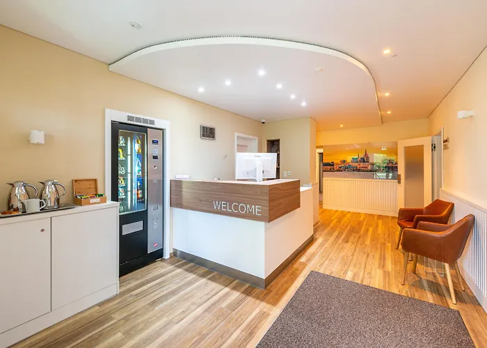 An Der Stadthalle Hbf (adults Only) Росток